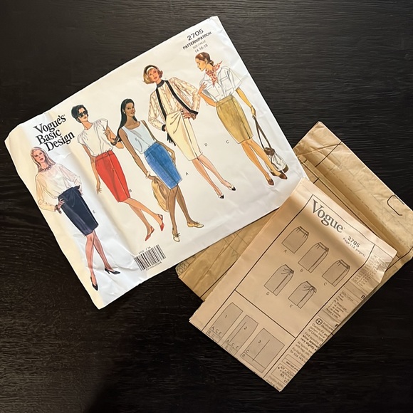 Vintage Skirt Sewing Pattern: Vogue’s Basic Design - Picture 5 of 5